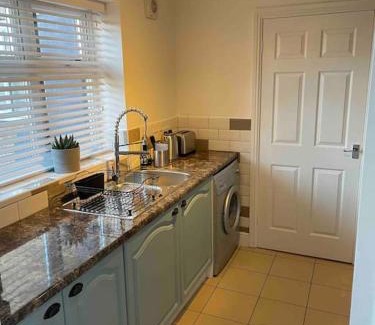 Blyth Apartment | Cozy 2 Bedroom Flat in Northumberland - Family Friendly Stay