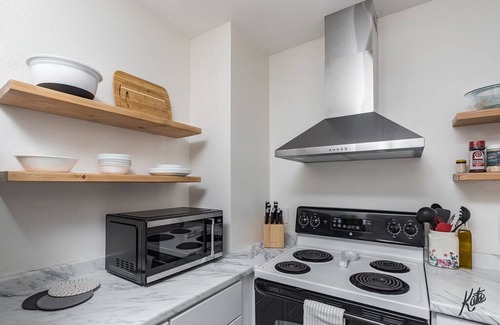 Fairbanks House | Perfect Family Retreat at The Downtown Deneege, Rated 10/10