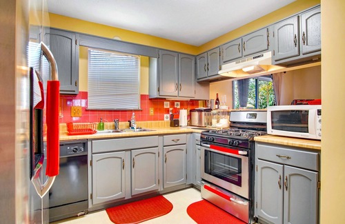 Duluth House | Private Backyard Retreat: 3 Bedroom Home in Atlanta Metro