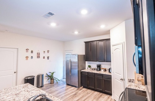 Kyle House | Entire 5B Boho house with game area & workspace, central to popular locations!