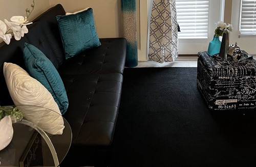 Ladson Apartment | Modern 2-Bed, 2-Bath Apartment with Pool Access