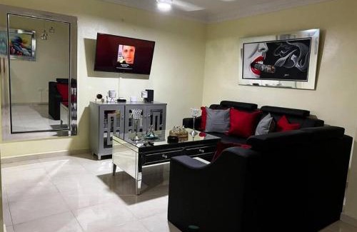 Los Rios Apartment | Cozy Apartment Tu Nido De Amor 2 in Santo Domingo Oeste