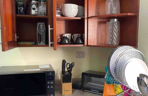 Los Rios Apartment | Cozy Tu Nido De Amor: Netflix, Wifi & Breakfast Included