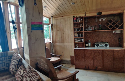 Shimla House | Cozy Apartment with Ocean View in Shimla's Hill Station