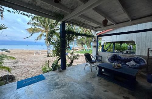Koh Rong Sanloem House | Entire Beach House in M'Pai Bay - Koh Rong Sanloem