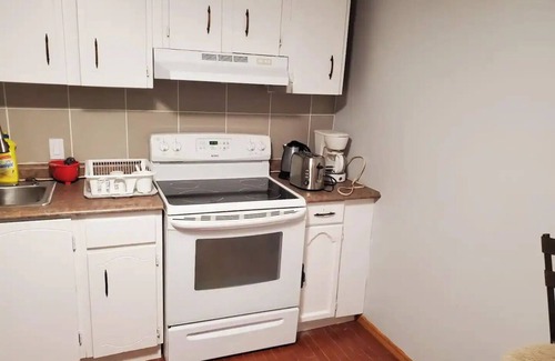 Calgary House | Entire Cozy Basement Suite