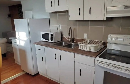 Calgary House | Entire Cozy Basement Suite