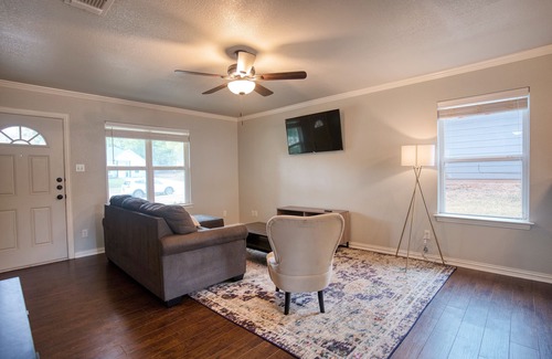 Denison House | Cozy House in Denison, TX - Perfect for Family Getaways!