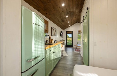 Lake City Apartment | Entire Farm Retreat Nearby Springs with 3 Cabins