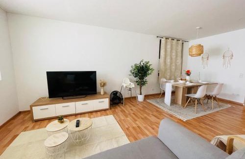 Oftersheim Apartment | Comfortable Entire Flat in Schwetzingen, Mannheim & HD
