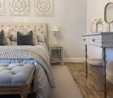 Henley-in-Arden House | Elegant 4-Star Georgian House in Henley-in-Arden