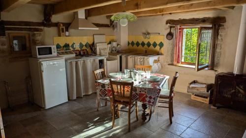 Espeyrac Ski Chalet | Entire Gite in Espeyrac 'Le Clapadou'