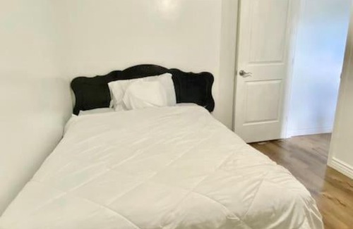 Pocatello House | Cozy Guest Suite in Pocatello with Kitchen Amenities