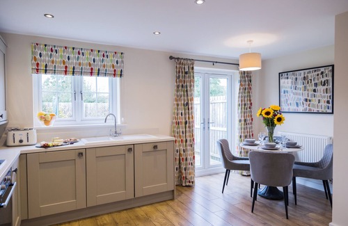 Bedale House | Ideal Holiday Home with Kitchen for 4 Guests - Rated 10/10