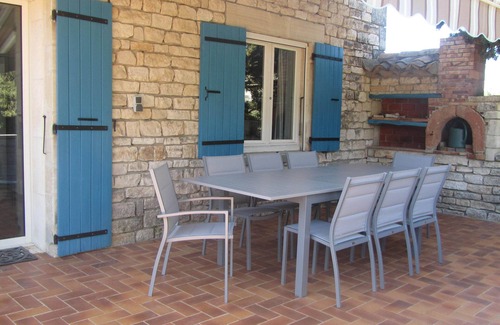 Orgnac-l'Aven House | Family-Friendly Retreat with Pool & Breakfast - Rated 9.8