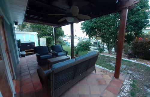 Redington Shores House | Pet-Friendly Home with Fenced Yard and Bay Waterfront Access