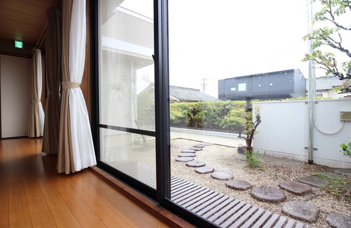 Shima House | Spacious Home for 13 with Kitchen & Breakfast in Shima Mie