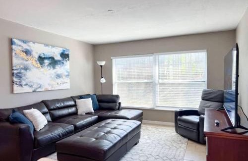 Dade City House | Cozy Entire Home in Dade City for Family and Pets