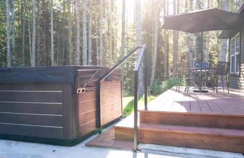 Adelma Beach House | Cozy Entire Home in Port Townsend with Hot Tub & Spa