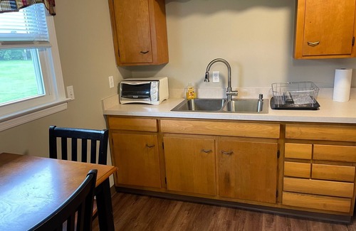 Pulaski House | Cozy Home in the Heart of Pulaski with Breakfast & Kitchen