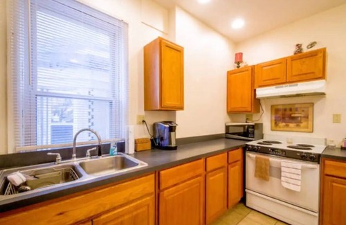 Corryville House | Ideal Home in Prime Location Near UC & Downtown, Guest Rated 9.8