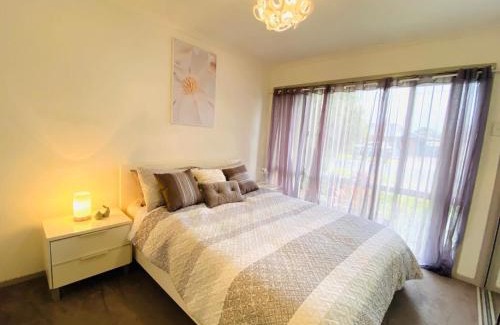 Werribee House | Ideal Werribee Home: Top Location with Family-Friendly Amenities