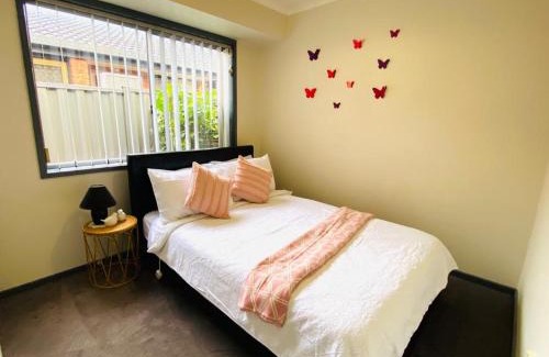 Werribee House | Ideal Werribee Home: Top Location with Family-Friendly Amenities