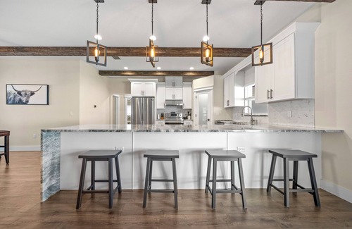 Spring Hill House | Prime Location Home Near Weeki Wachee Springs, 9.8 Rated