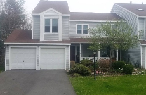 South Hill House | Spacious Entire House Near Buttermilk Falls - Pet Friendly!