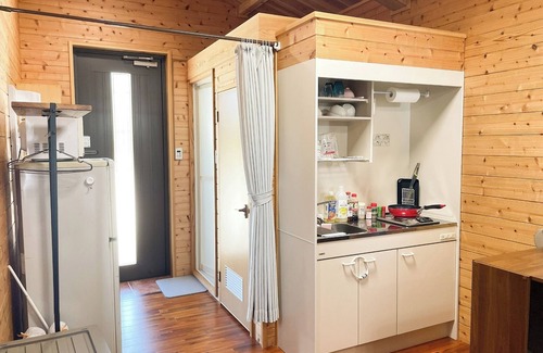 Sakiyama Cottage | Accessible Log House for 5 with Breakfast in Okinawa
