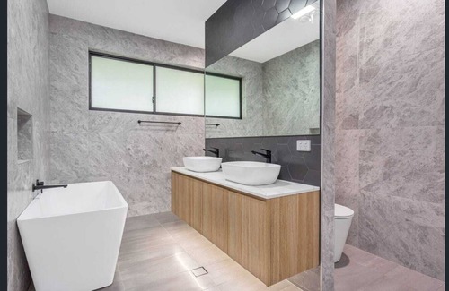 Brooklyn House | Entire House by Hawkesbury River