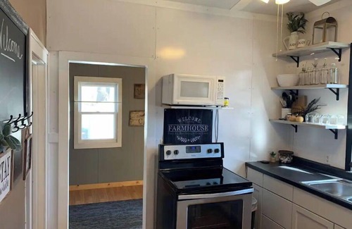 Fairfax House | Ideal Retreat for Fishing, Hunting, and Family Getaways