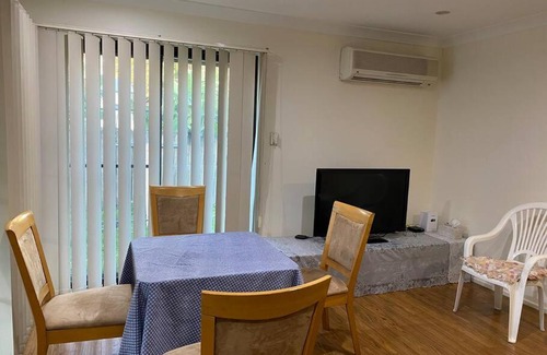 Wiley Park Villa | Complete Comfort at Entire House in Wiley Park