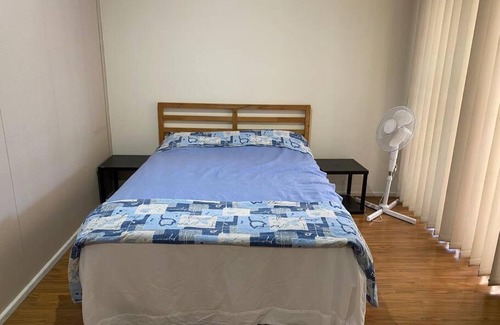 Wiley Park Villa | Complete Comfort at Entire House in Wiley Park