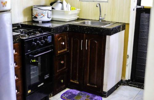 Bacoor City House | Family-Friendly 4-Room House near SM Molino & Vermosa Ayala