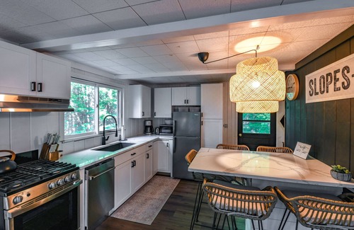 Bethlehem Cabin | Modern Cabin Retreat by NH White Mountains: Pet Friendly & More