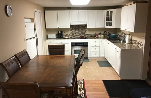 Okanagan-Similkameen House | Private Riverside Retreat - Perfect for Families & Groups
