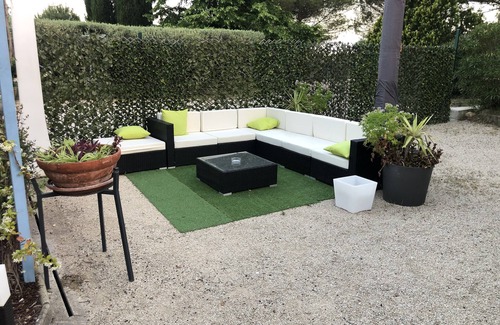 Ledenon House | Private Gîte with Pool - Rated 10/10 by Guests
