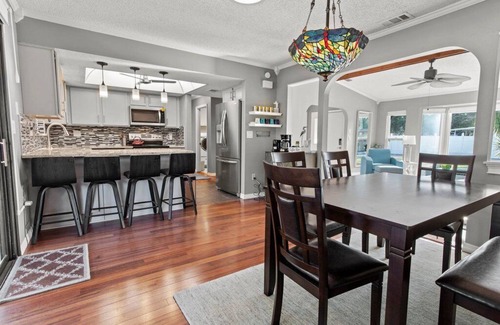Weeki Wachee Gardens House | Bright and Inviting Home with Private Pool and Pet Friendly