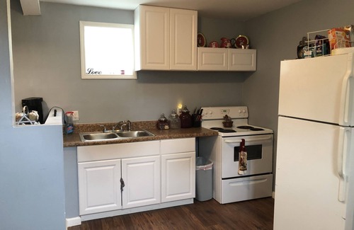 Albany Apartment | Cozy 2-Bedroom Apartment with Private Entry & Spa Amenities