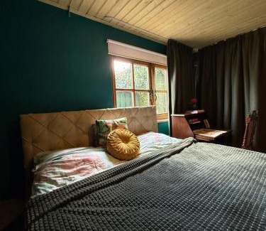 Sprang-Capelle House | Entire spacious family house with a Forest Garden