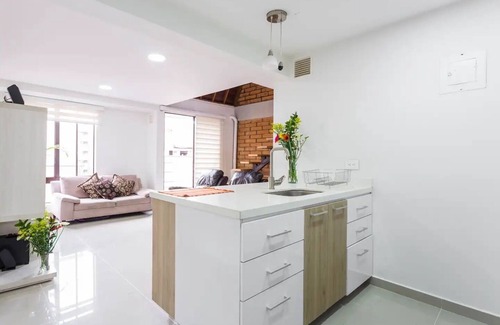 Villa Hermosa Apartment | Charming Studio Near Downtown Medellín with Great Amenities