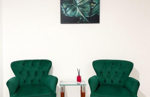 Sector 5 Apartment | Entire Studio near Unirii City Center, Sector 5 - 827