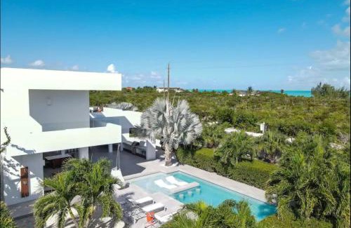 Long Bay Apartment | Entire Villa in Providenciales - Pet Friendly & Pool Access