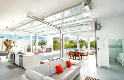 Long Bay Apartment | Entire Villa in Providenciales - Pet Friendly & Pool Access