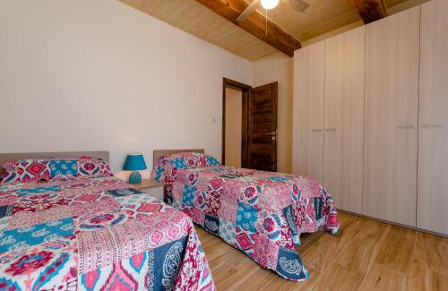 Nadur Villa | Inviting Gemini Farmhouse Villa with Oceanfront Pool