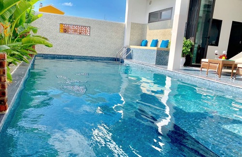 Cam An Villa | Spacious Villa with Pool, Beach Access & Breakfast Included