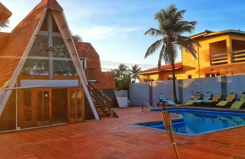 Papaya Villa | Entire Villa with Pool & BBQ Grill - Perfect for Long Stays