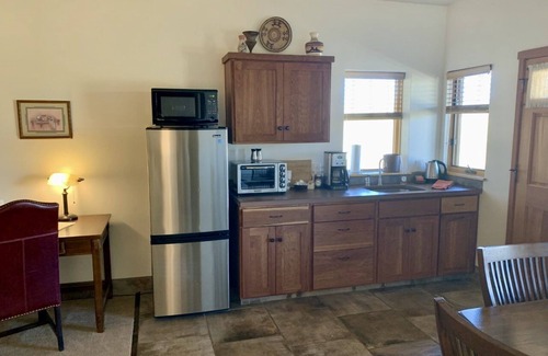 Escalante Cabin | Eco-Friendly Entrada Escalante Lodge with Top Amenities