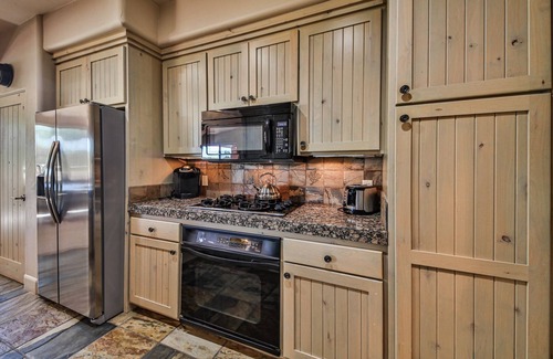 Lava Falls Condo | Entrada Home: Exceptional Stay Near Snow Canyon & Tuacahn